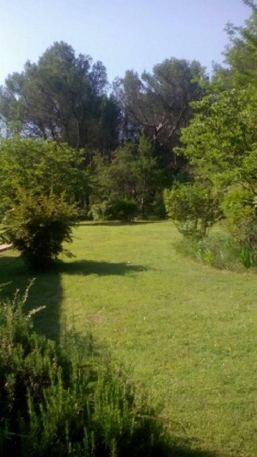 Le Clos Zinou Lambesc Exterior foto
